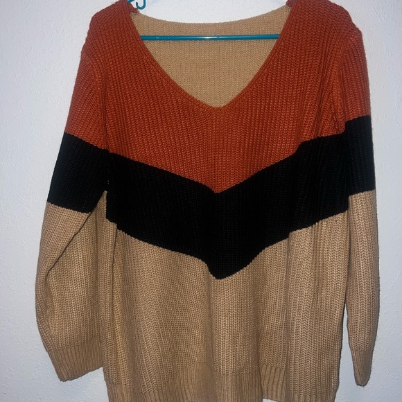 Colorblock V-Neck Sweater - Picture 1 of 5